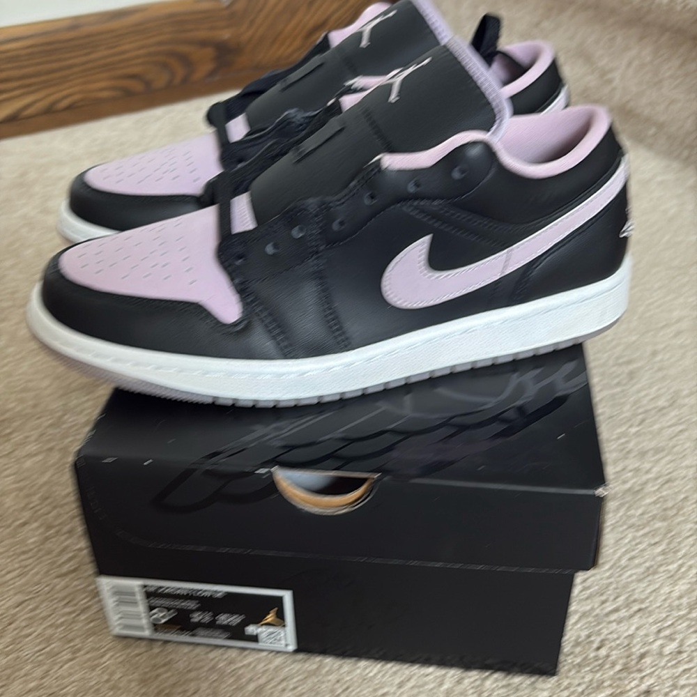 Men’s air Jordan 1 low se new